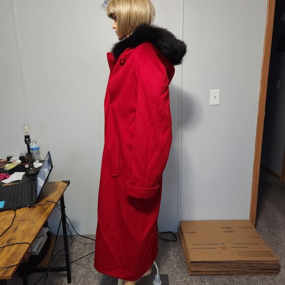 #705 L/XL Wool blend f/l cpat, fox fur trimmed hood - Picture 4 of 5